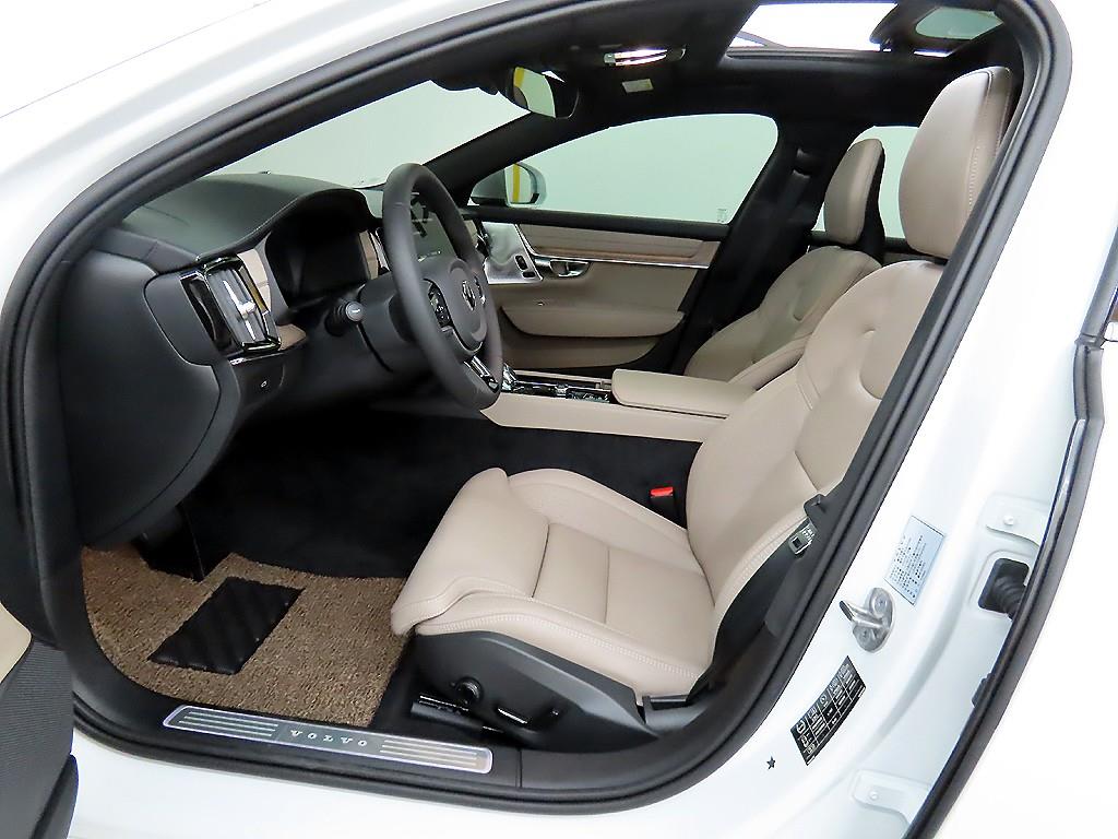 Volvo S90 - Vista 5