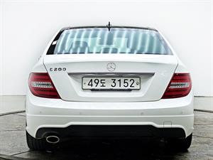 Mercedes Benz C Class - Vista 6
