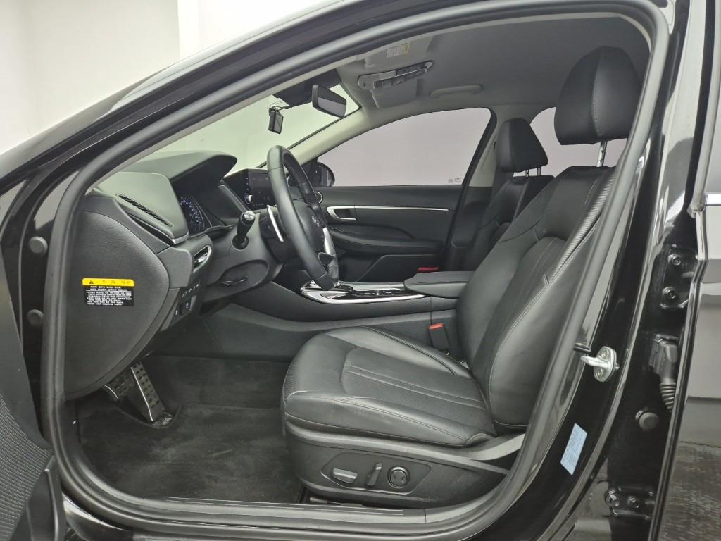 HYUNDAI Sonata - Vista 11