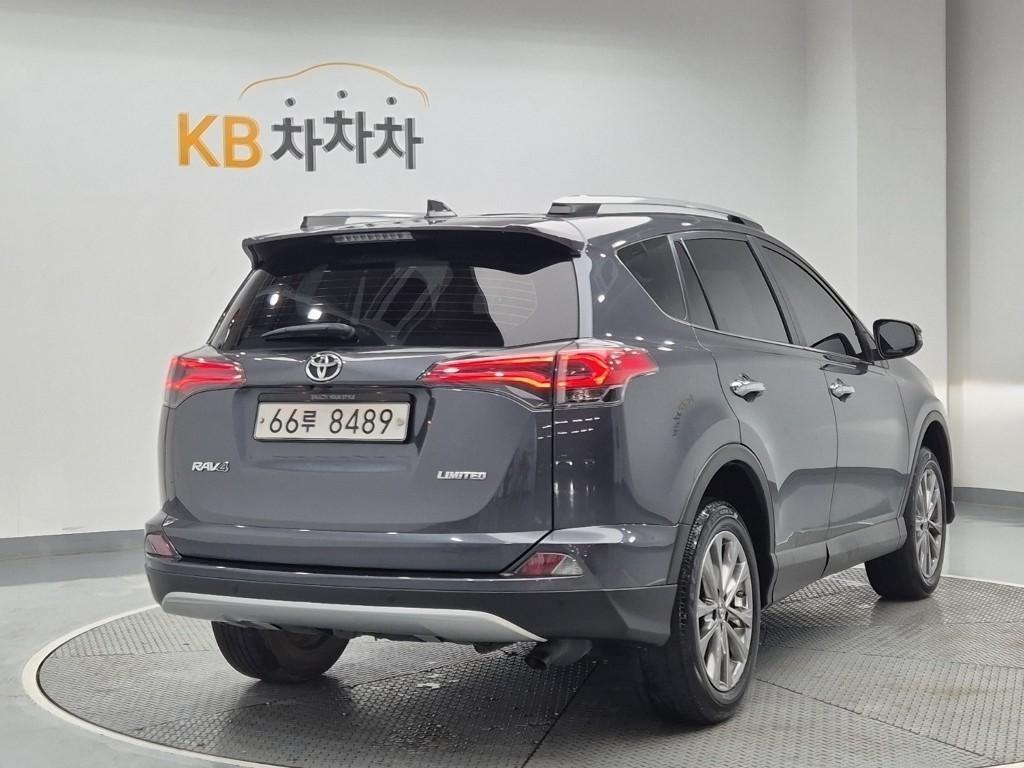 Toyota RAV4 - Vista 2