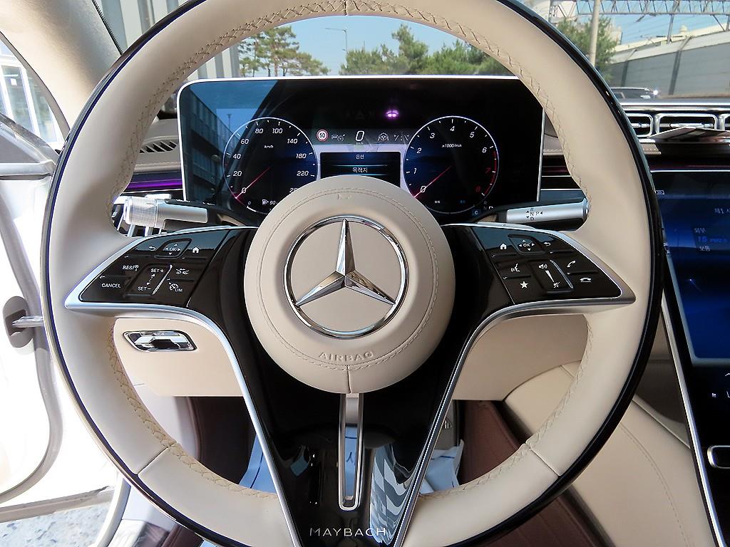 Mercedes Benz S Class - Vista 8
