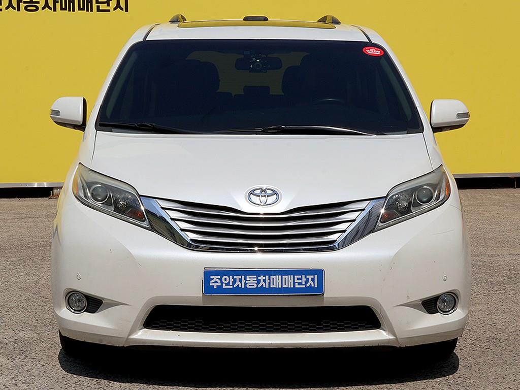 Toyota Siena 2015 Blanco - Importación desde Corea - HF Imports Iquique - Foto 1