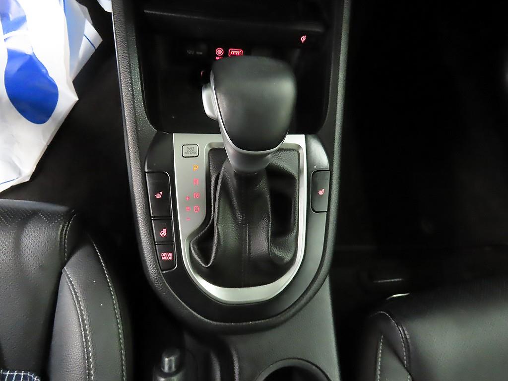 KIA K3 - Vista 10