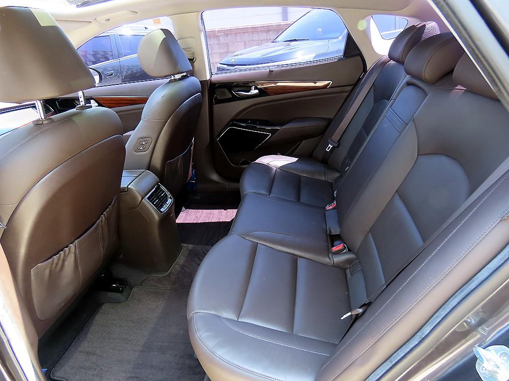KIA K7 - Vista 6