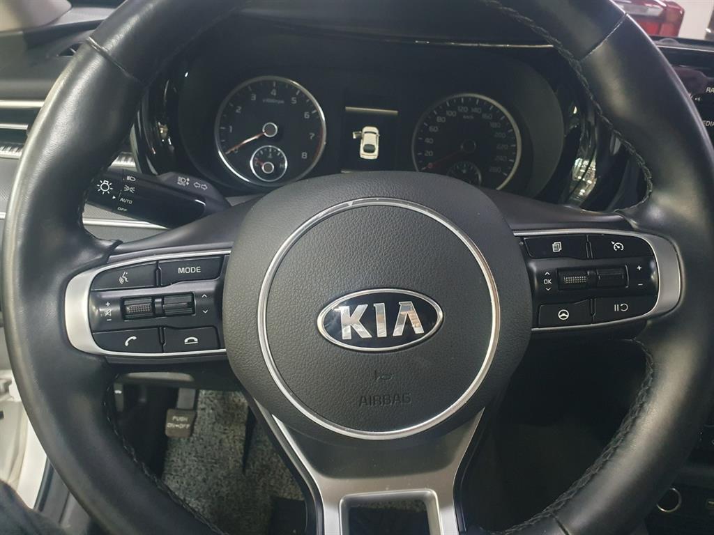 KIA K5 - Vista 5