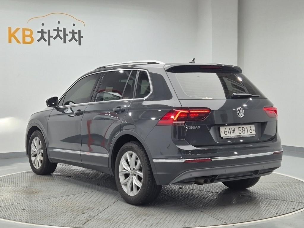 Volkswagen Tiguan - Vista 2