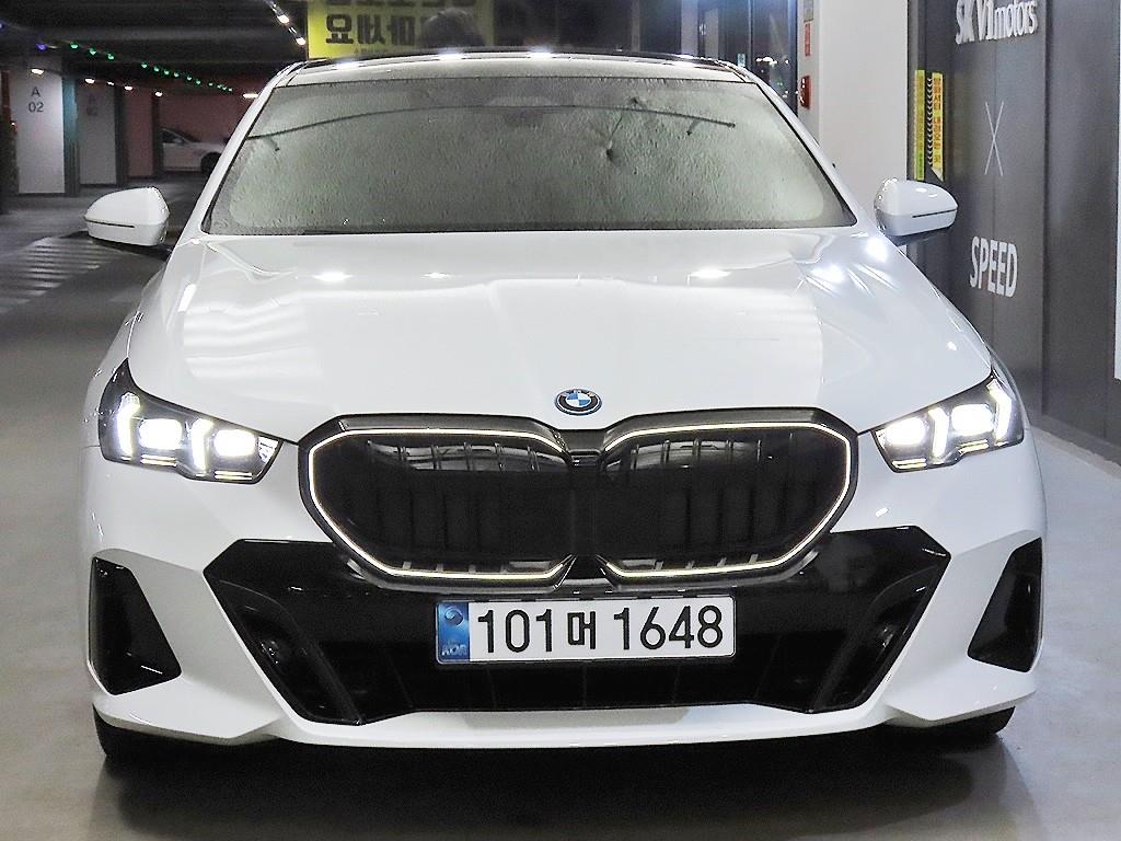 BMW 5 Series - Vista 2