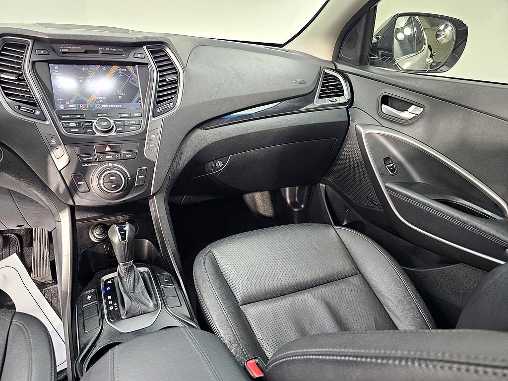 HYUNDAI Santa Fe - Vista 10