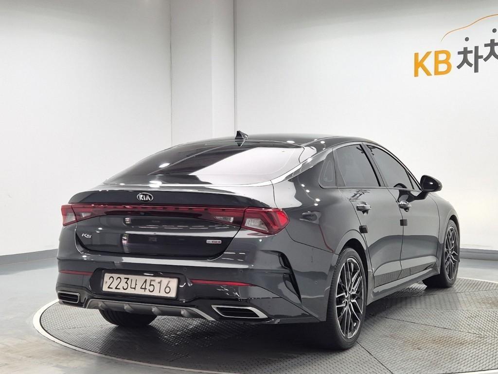 KIA K5 - Vista 3