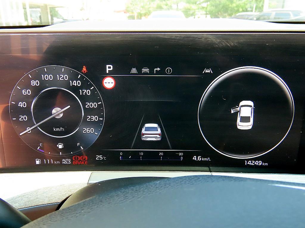KIA K8 - Vista 9