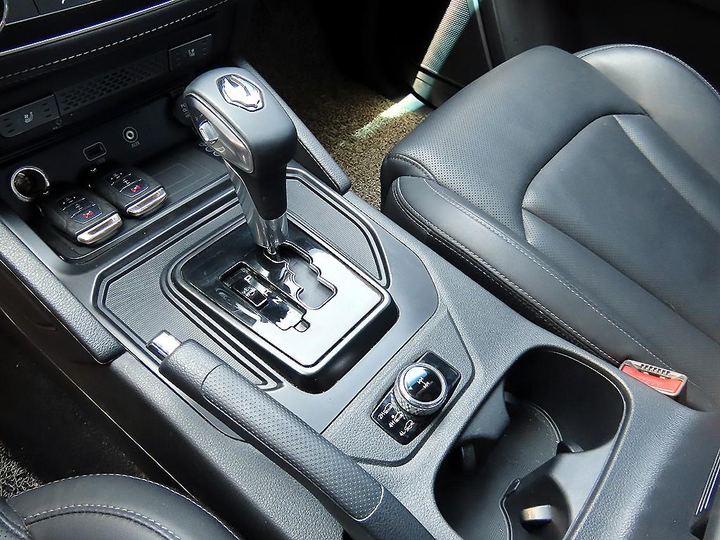 Ssangyong Rexton - Vista 10