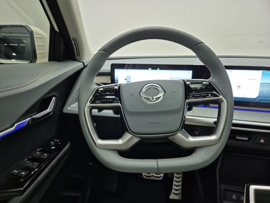 Ssangyong Torres - Vista 9