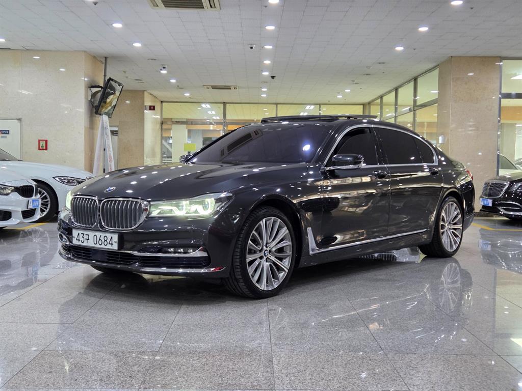BMW 7 Series 2016 Gris - Importación desde Corea - HF Imports Iquique - Foto 1