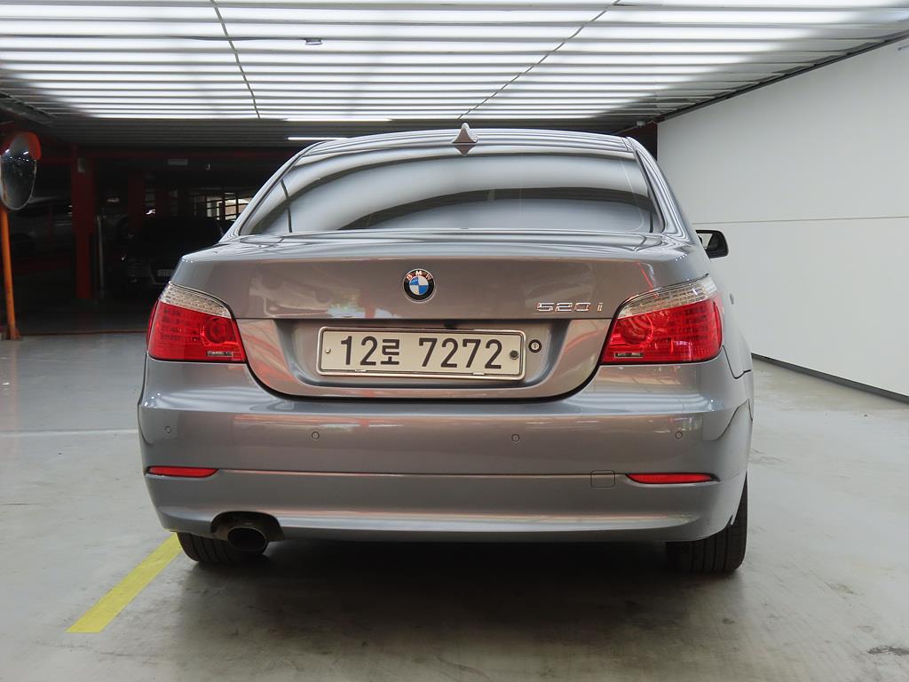 BMW 5 Series - Vista 3