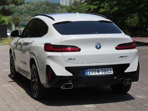 BMW X4 - Vista 8