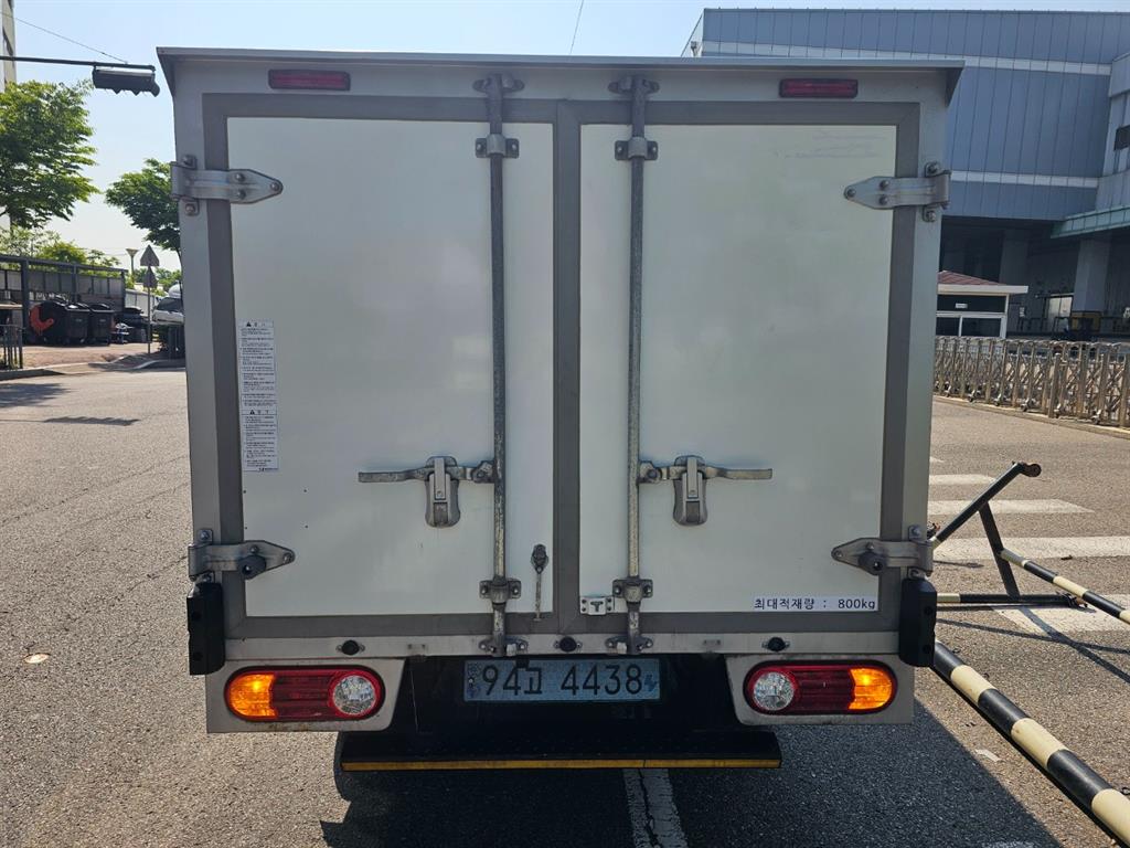 Small Truck Normal Box(Low Deck) - Vista 3