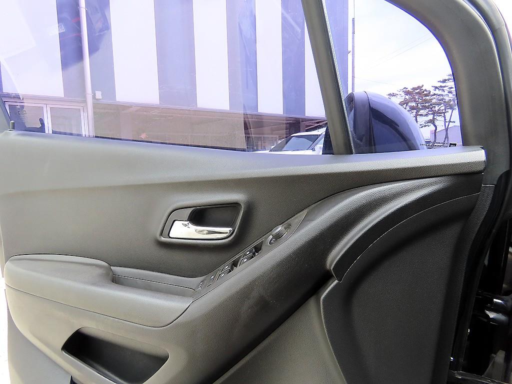 Chevrolet Trax - Vista 11