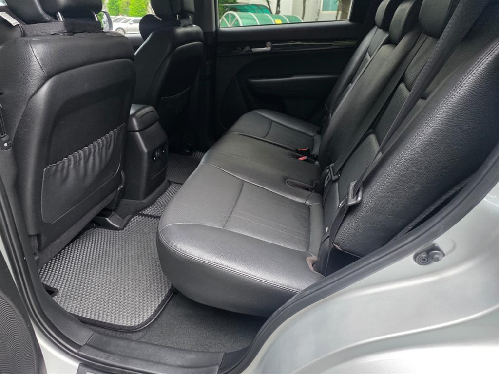 KIA Sorento 2012 Plateado - Importación desde Corea - HF Imports Iquique - Foto 18