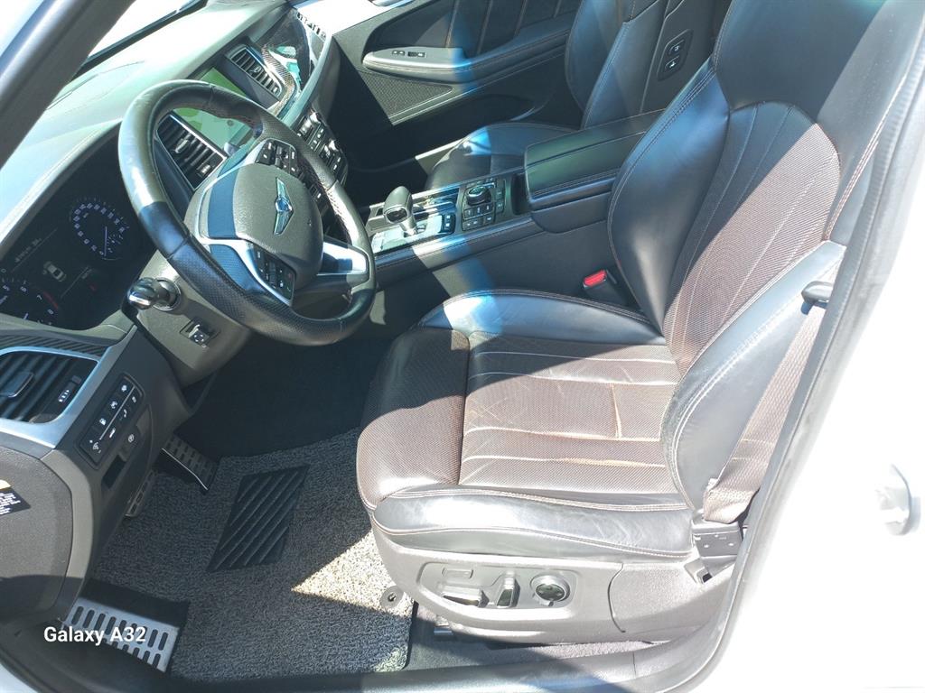 Genesis G80 - Vista 5