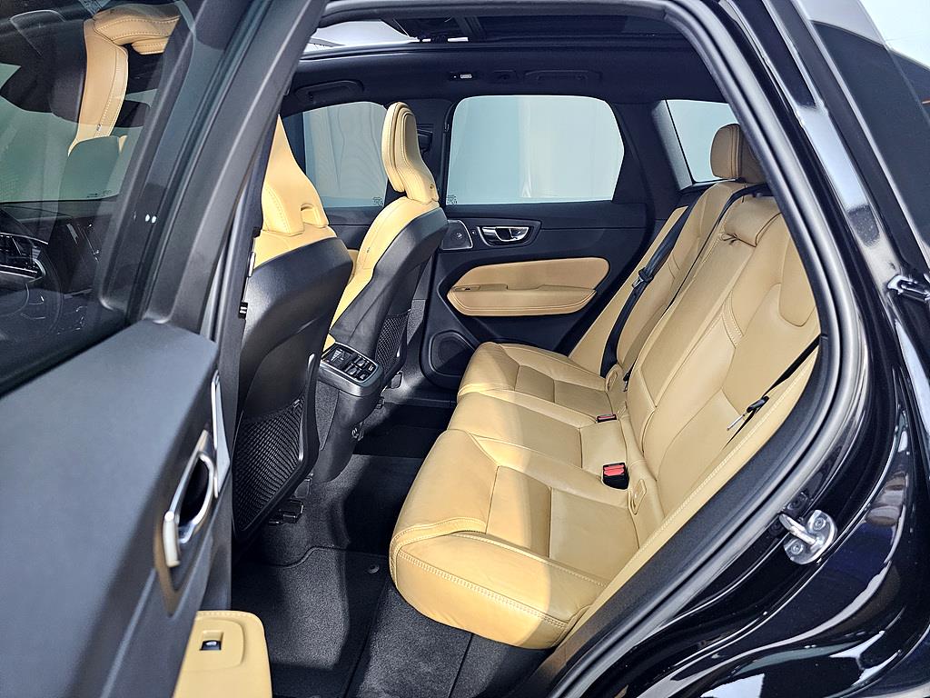 Volvo XC60 - Vista 9