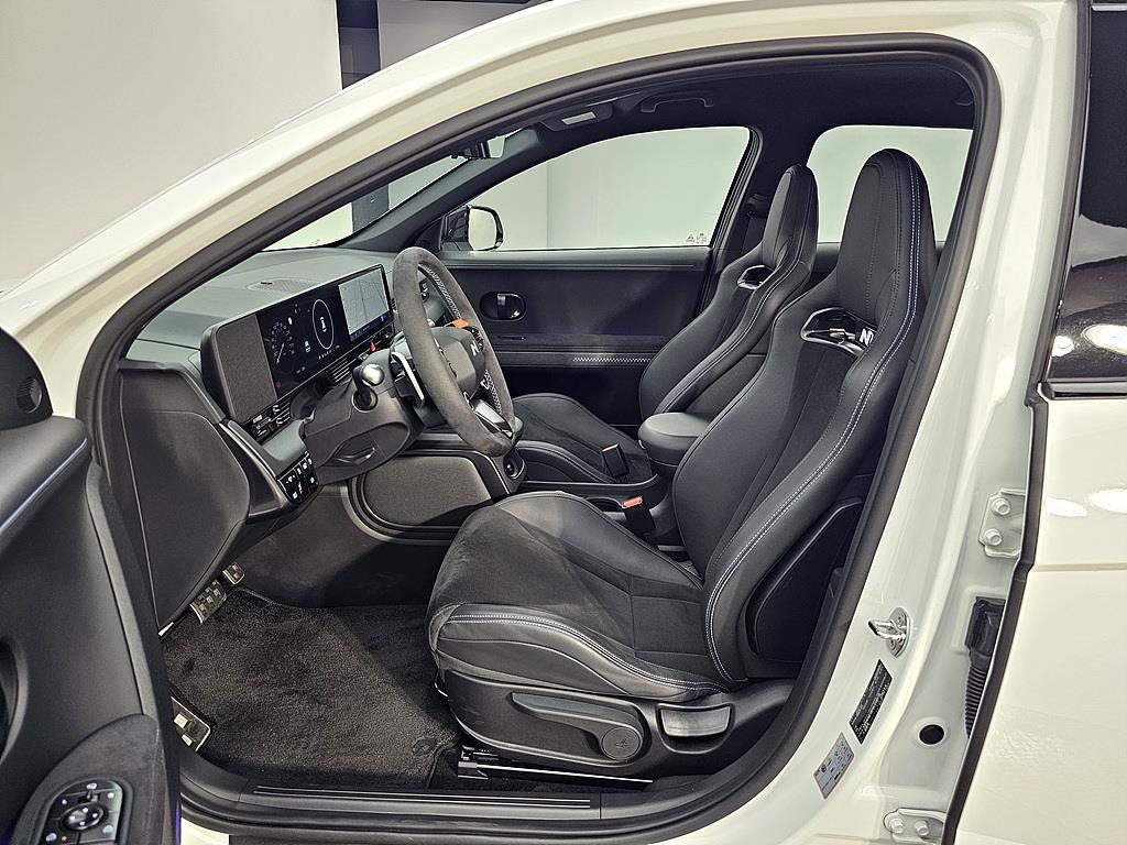 HYUNDAI Ioniq 5 - Vista 7