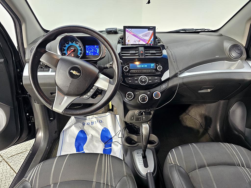 Chevrolet Spark - Vista 5