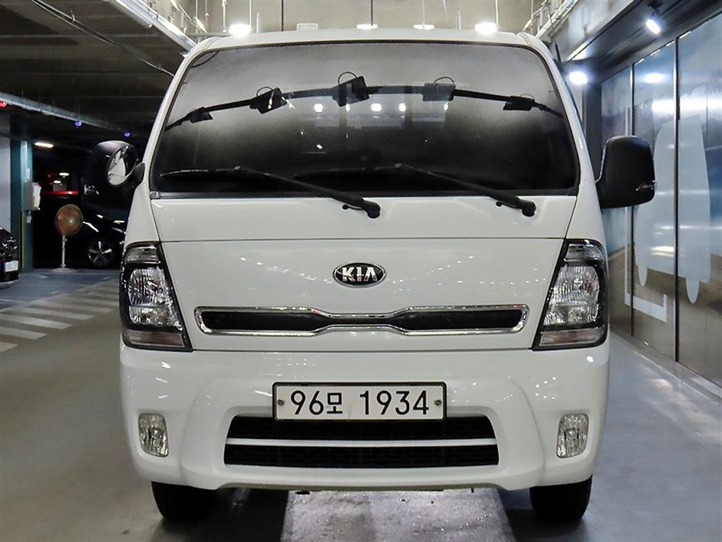 Small Truck Cargo (small) - Vista 2