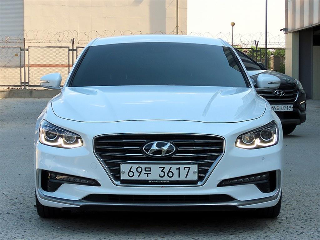 HYUNDAI Grandeur 2018 Blanco - Importación desde Corea - HF Imports Iquique - Foto 1