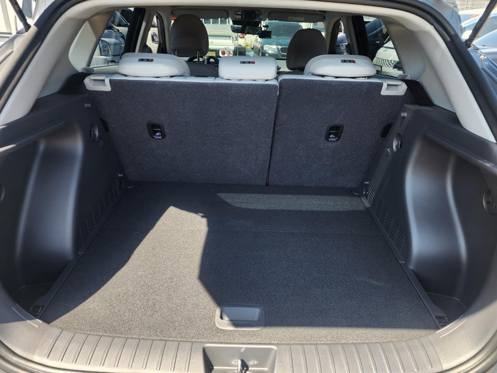 HYUNDAI Kona - Vista 8
