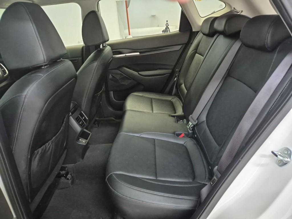 KIA Seltos - Vista 11