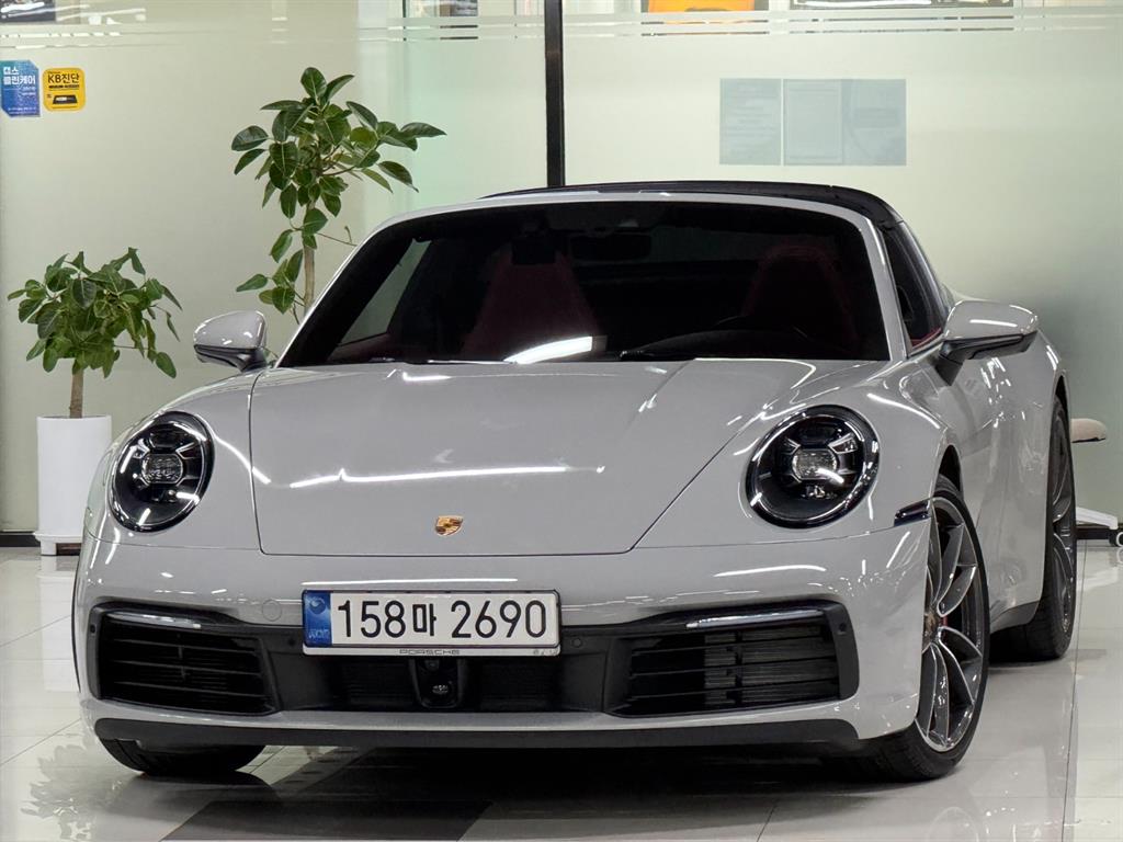 Porsche 911 2022 Gris - Importación desde Corea - HF Imports Iquique - Foto 1
