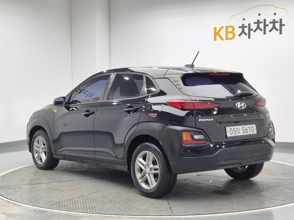 HYUNDAI Kona - Vista 2