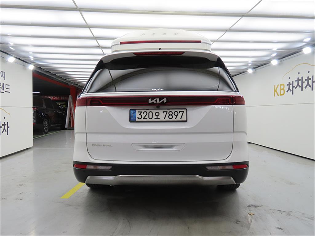KIA Carnival - Vista 3