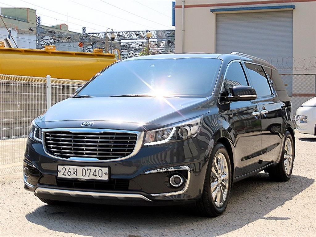 KIA Carnival - Vista 2