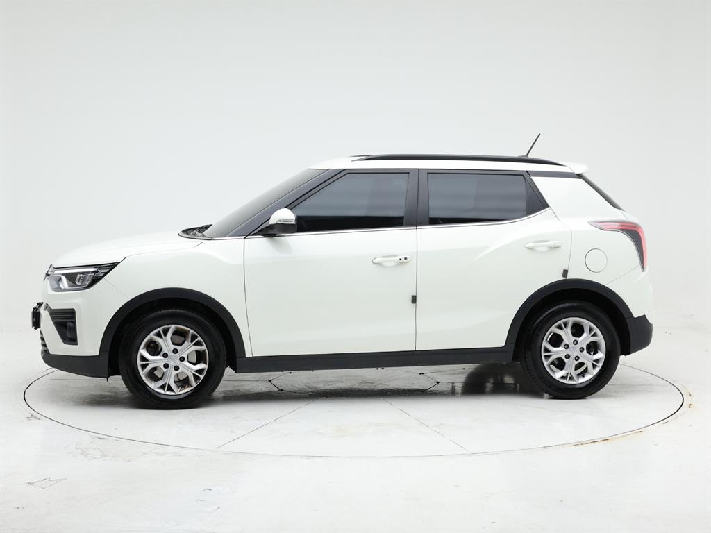 Ssangyong Tivoli - Vista 5