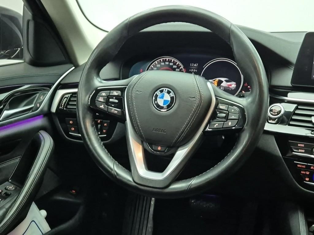 BMW 5 Series 2018 Negro - Importación desde Corea - HF Imports Iquique - Foto 18