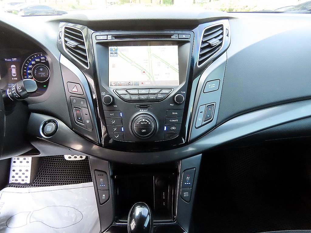 HYUNDAI i40 2012 - Importación desde Corea - HF Imports Iquique - Foto 14