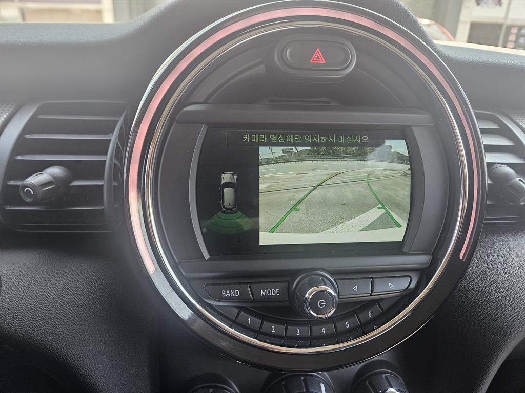Mini Cooper - Vista 10