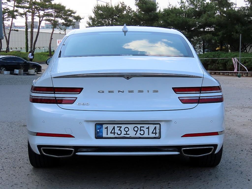 Genesis G80 - Vista 4