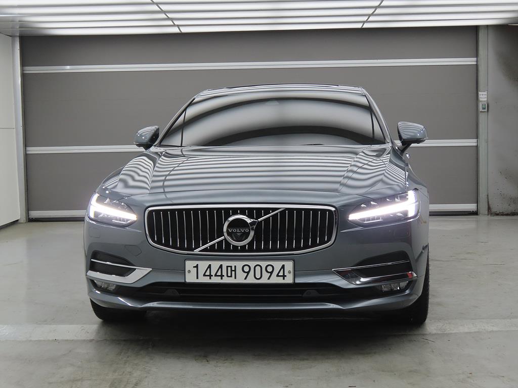 Volvo S90 - Vista 2