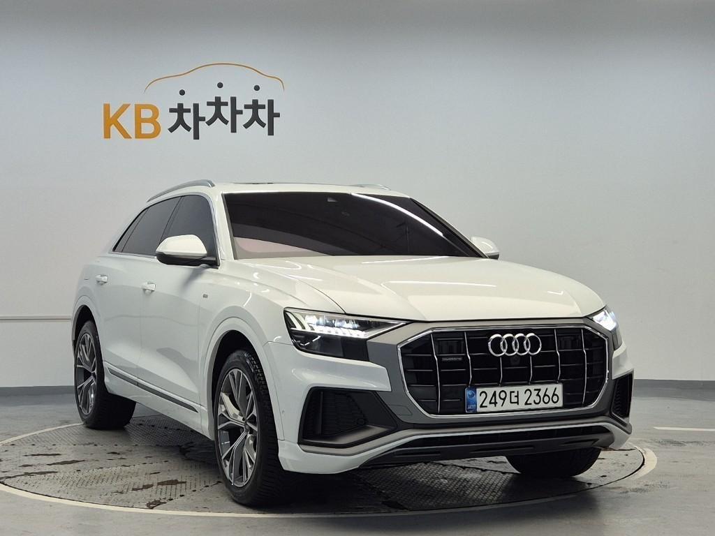 Audi Q8 - Vista 4