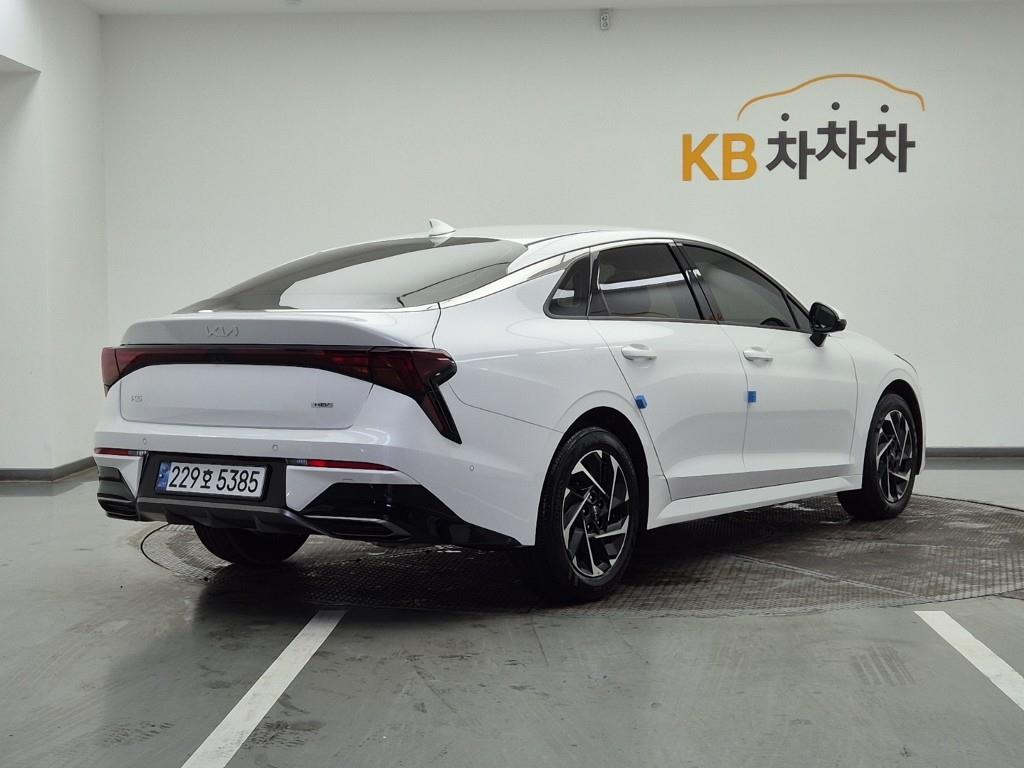 KIA K5 - Vista 4