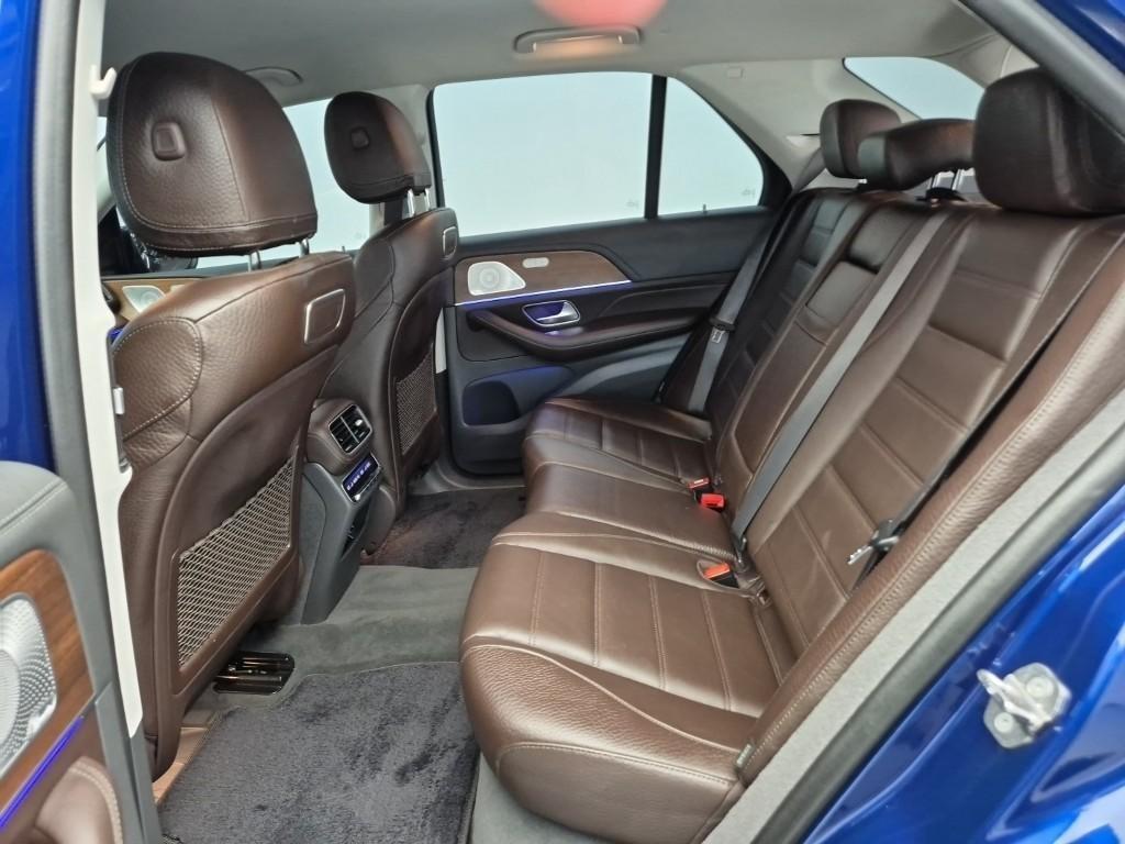 Mercedes Benz GLE Class - Vista 12