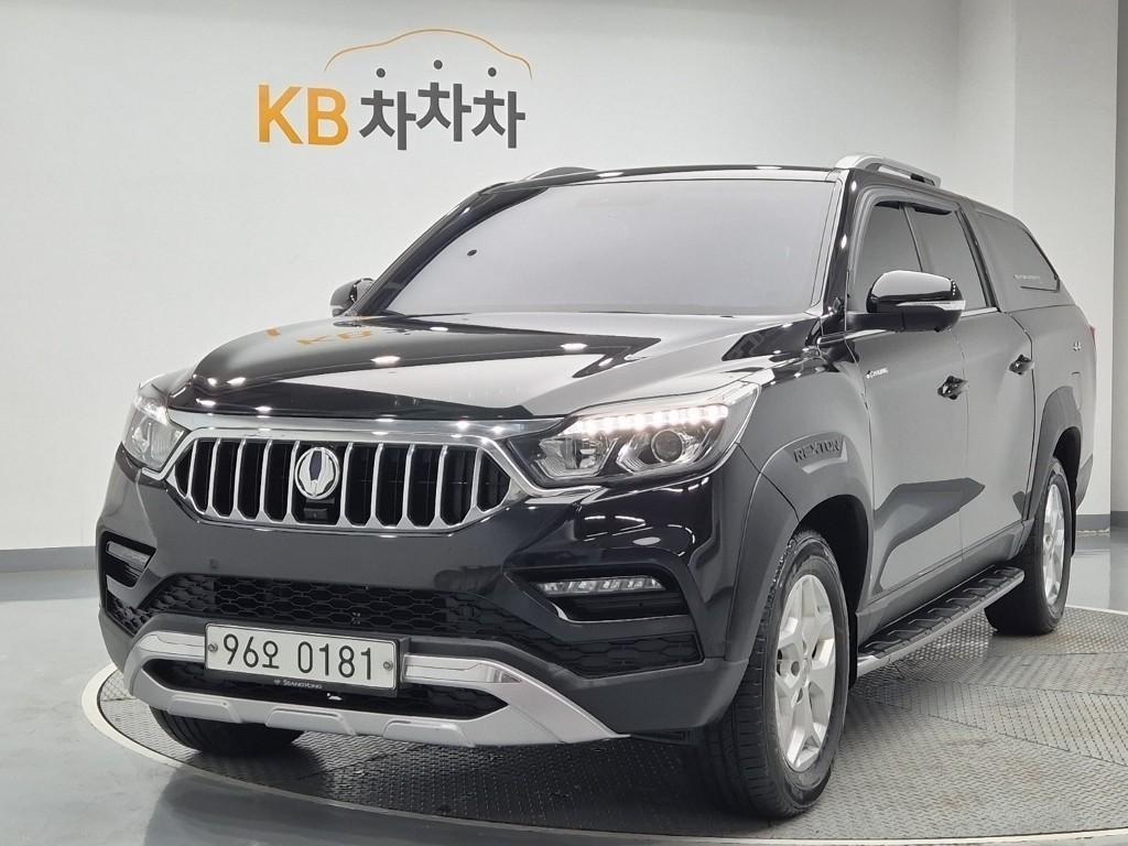 Ssangyong Rexton 2020 Negro - Importación desde Corea - HF Imports Iquique - Foto 1