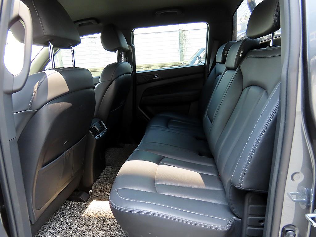 Ssangyong Rexton - Vista 6