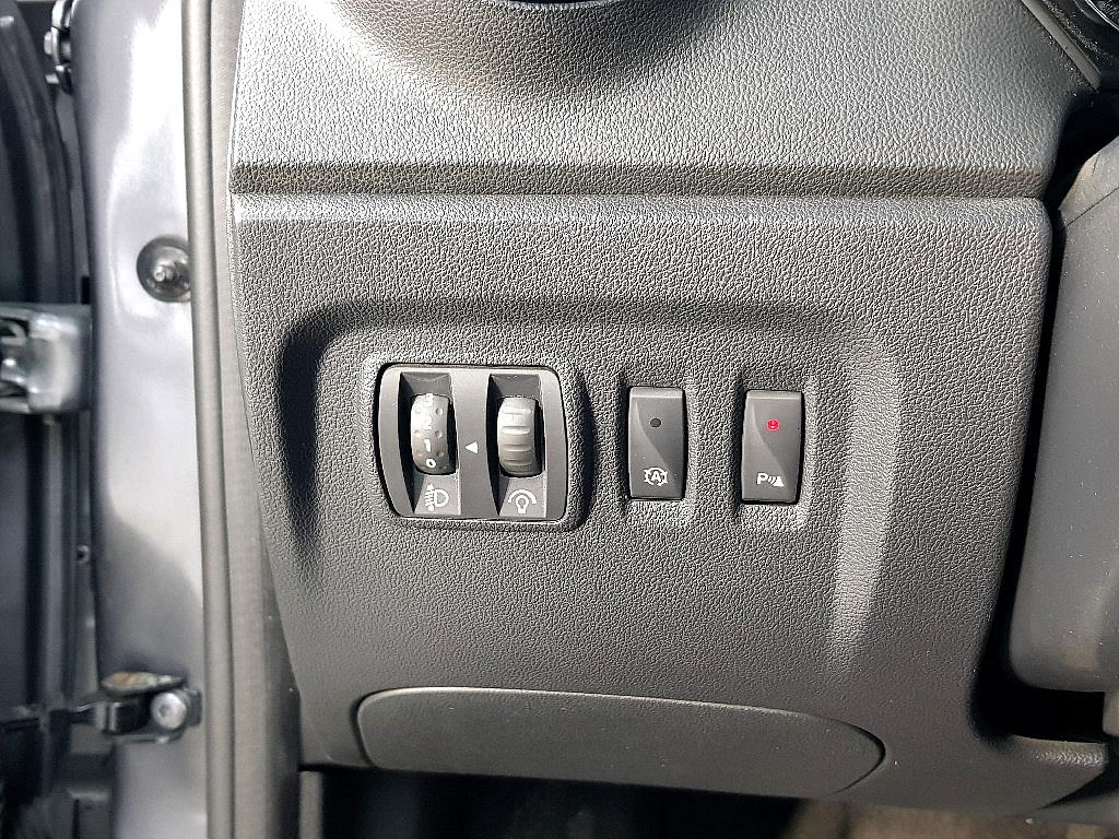 SAMSUNG QM3 - Vista 11
