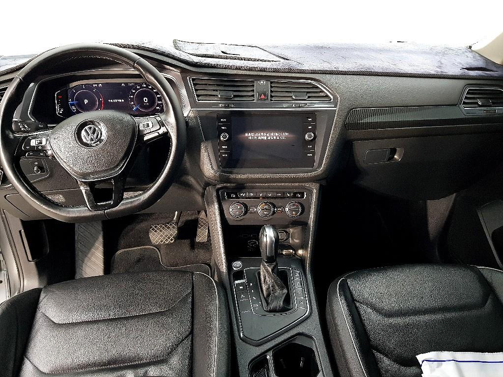 Volkswagen Tiguan - Vista 5