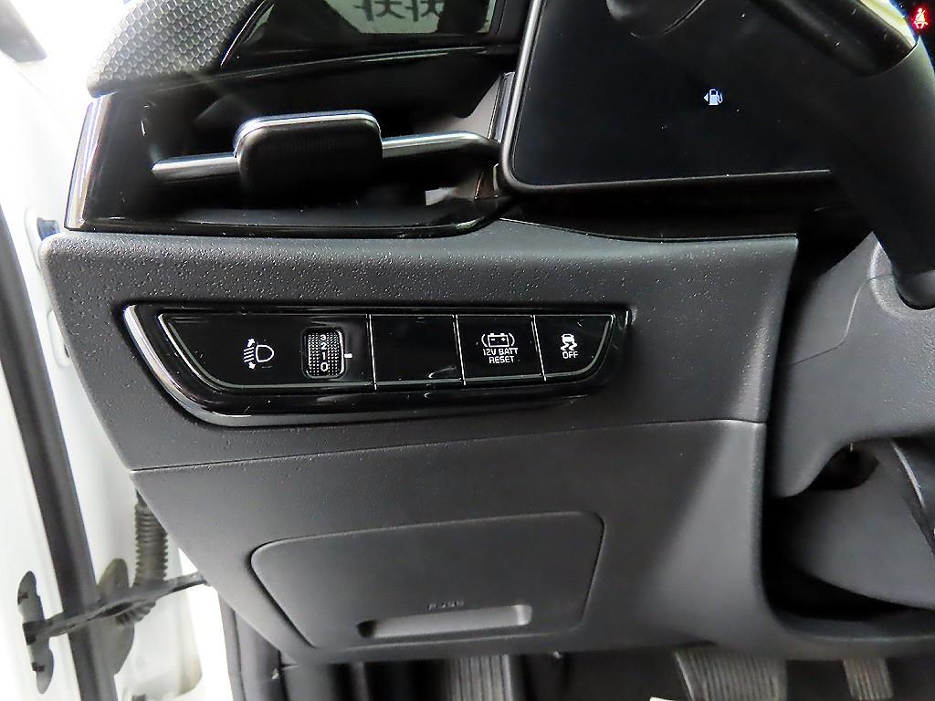 KIA Niro 2022 the color of pearl - Importación desde Corea - HF Imports Iquique - Foto 13