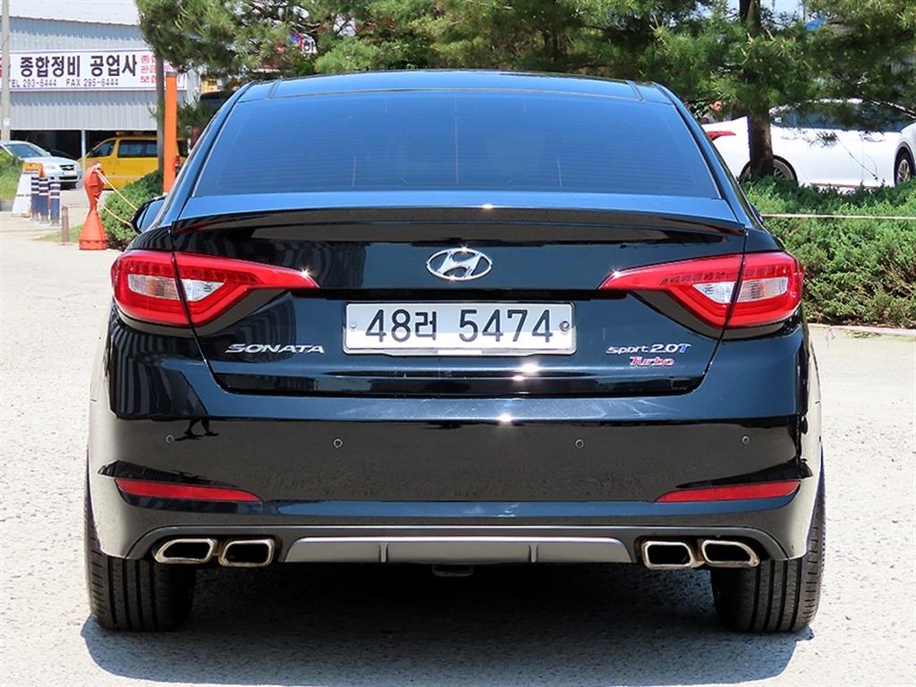 HYUNDAI Sonata - Vista 4