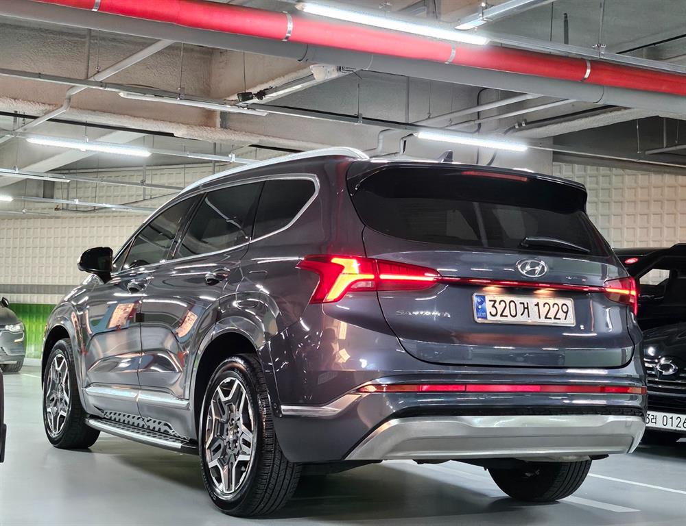 HYUNDAI Santa Fe - Vista 3